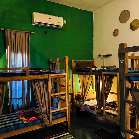 Dreamy Hostel Arugambay Arugam Bay Exterior photo