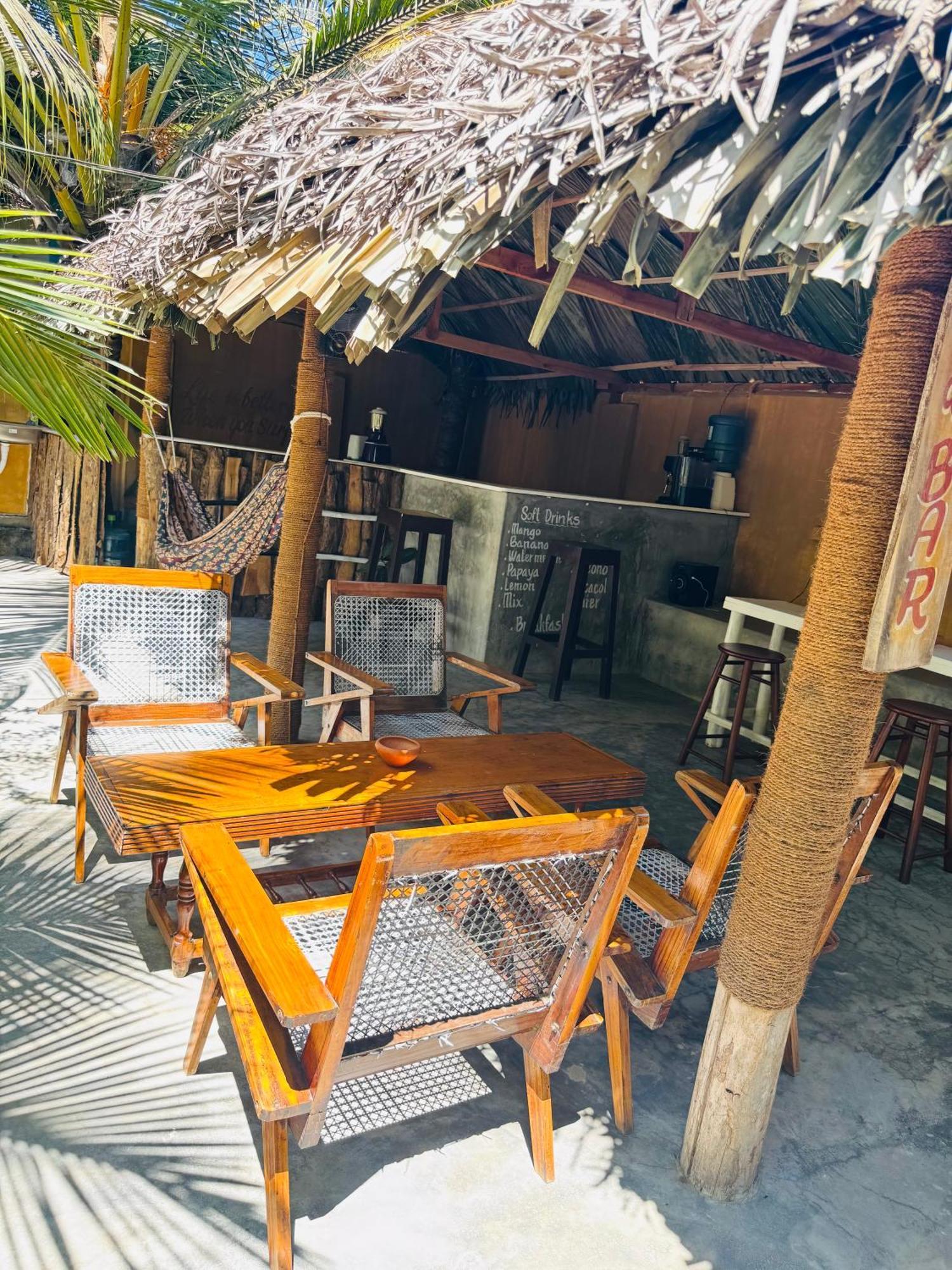 Dreamy Hostel Arugambay Arugam Bay Exterior photo