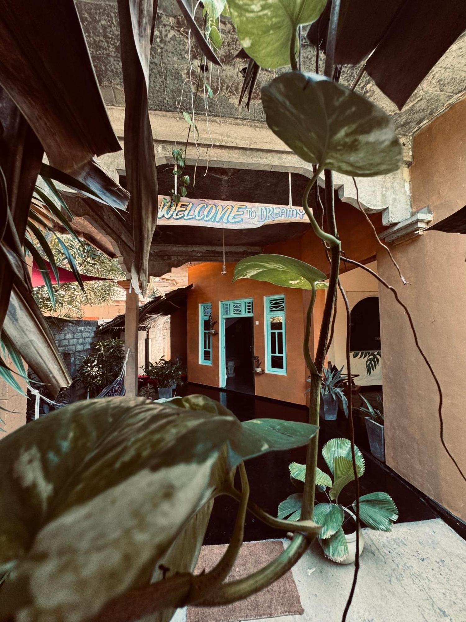 Dreamy Hostel Arugambay Arugam Bay Exterior photo