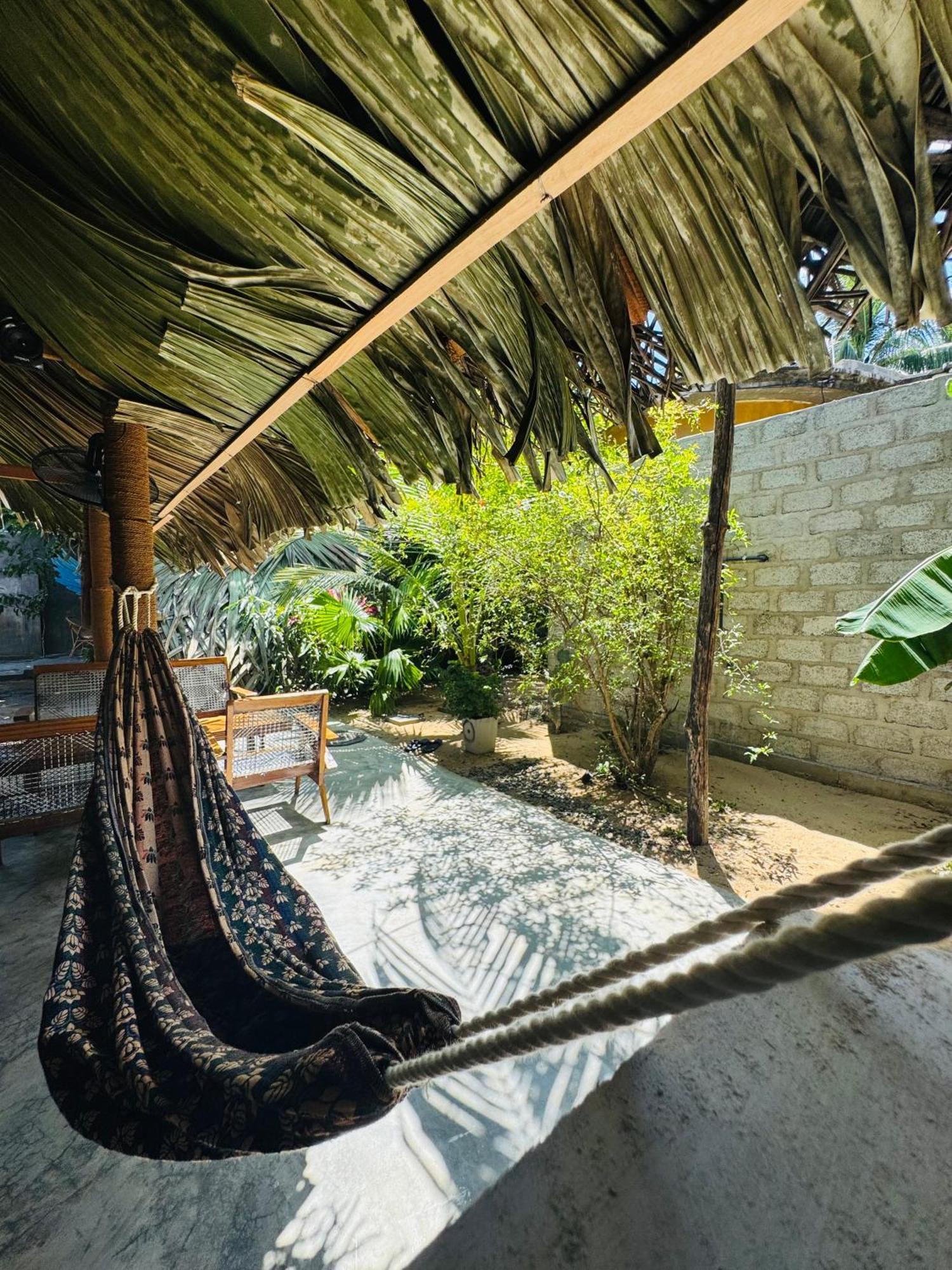 Dreamy Hostel Arugambay Arugam Bay Exterior photo